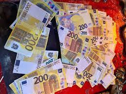 ARGENT DOLLARS EUROS